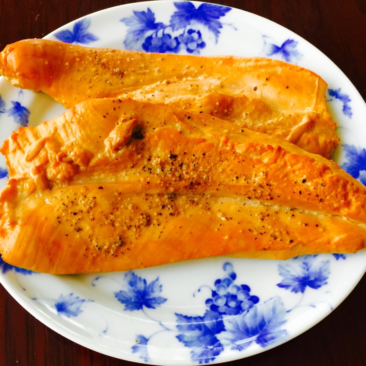 簡単 おいしい 鶏むね肉の燻製 レシピ 作り方 By らあじ2213 楽天レシピ 簡単 おいしい 鶏むね肉の燻製 レシピ 作り方 By らあじ2213 楽天レシピ